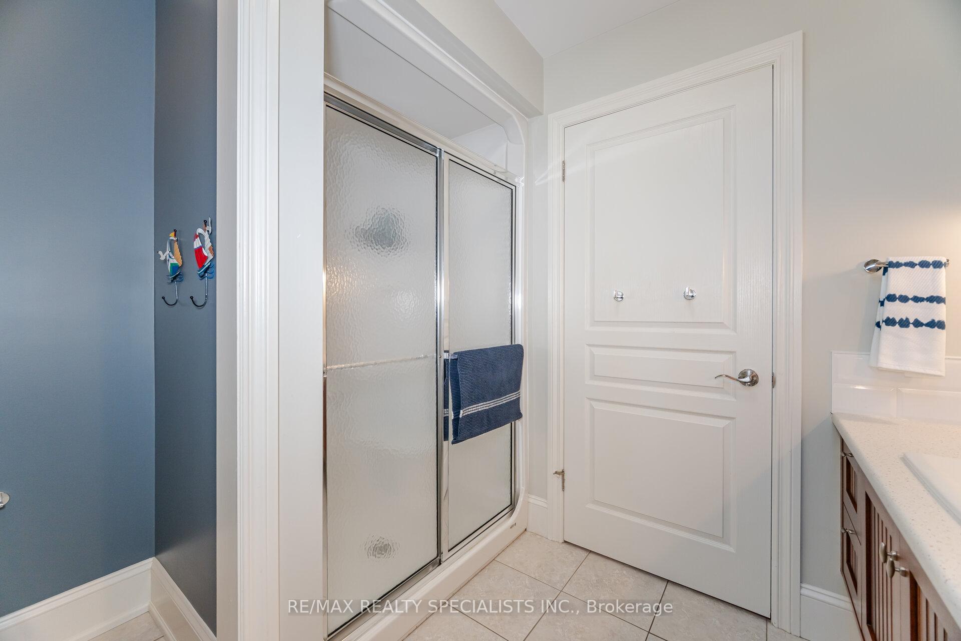 Photo 26 of 6 Oak Knoll Drive, Caledon, Palgrave — HOMEH