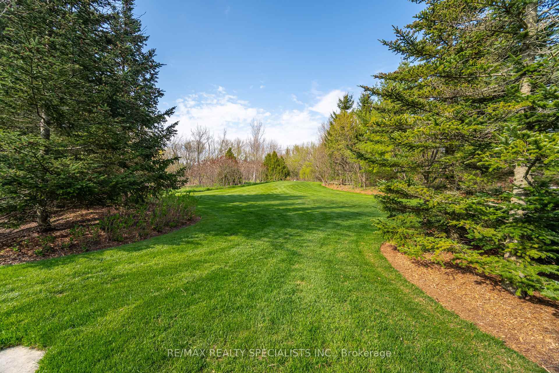 Photo 49 of 6 Oak Knoll Drive, Caledon, Palgrave — HOMEH