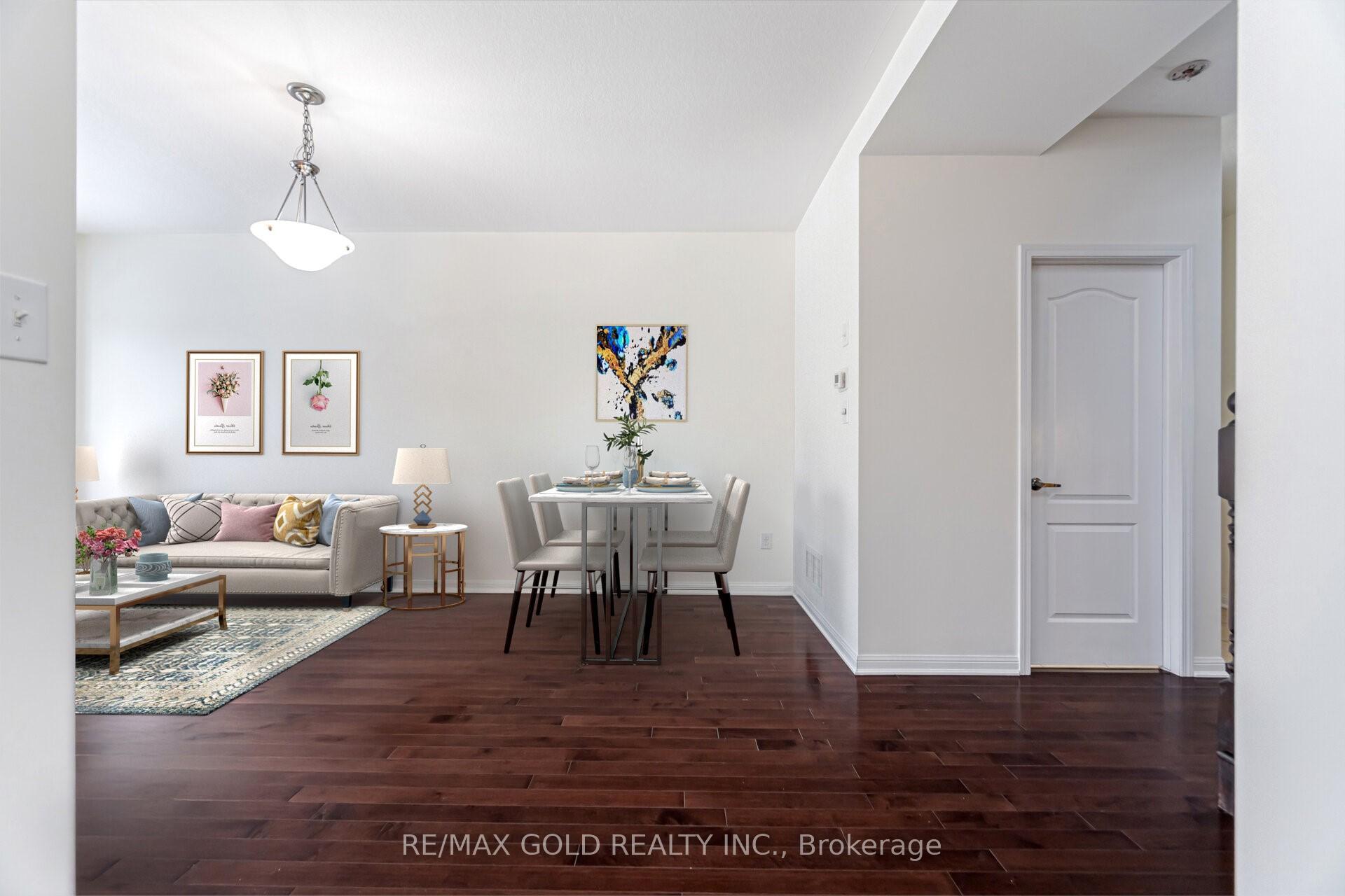 Photo 4 of 190 Garth Massey Drive, Cambridge — HOMEH