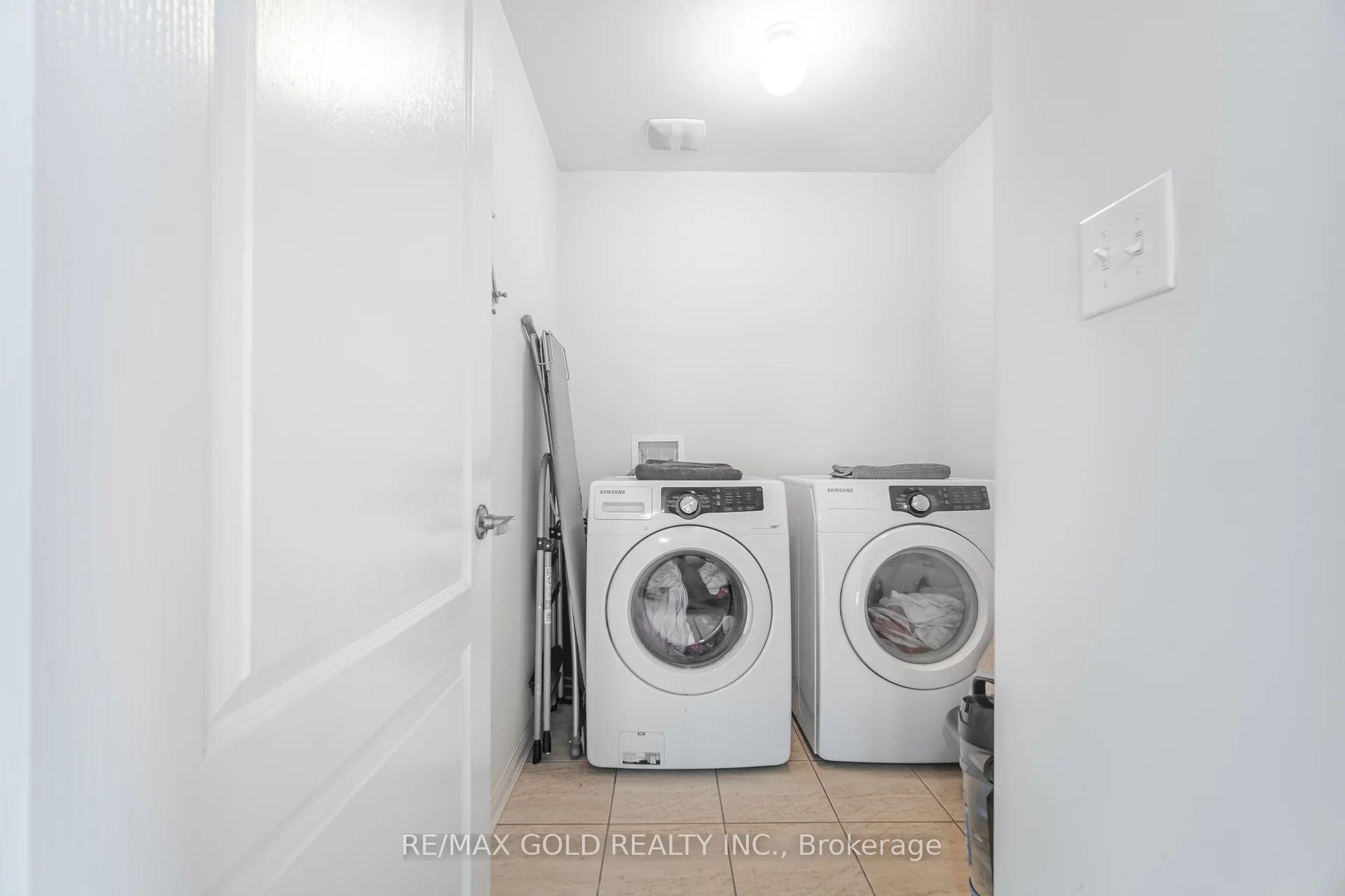 Photo 20 of 190 Garth Massey Drive, Cambridge — HOMEH