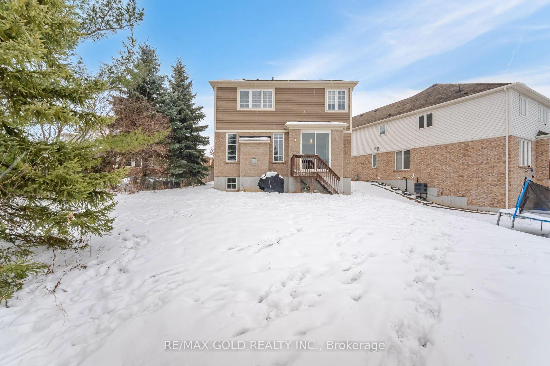 Photo 22 of 190 Garth Massey Drive, Cambridge — HOMEH