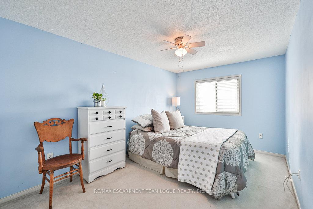 Photo 25 of 12 King William Court, Cambridge, Hespeler Village — HOMEH