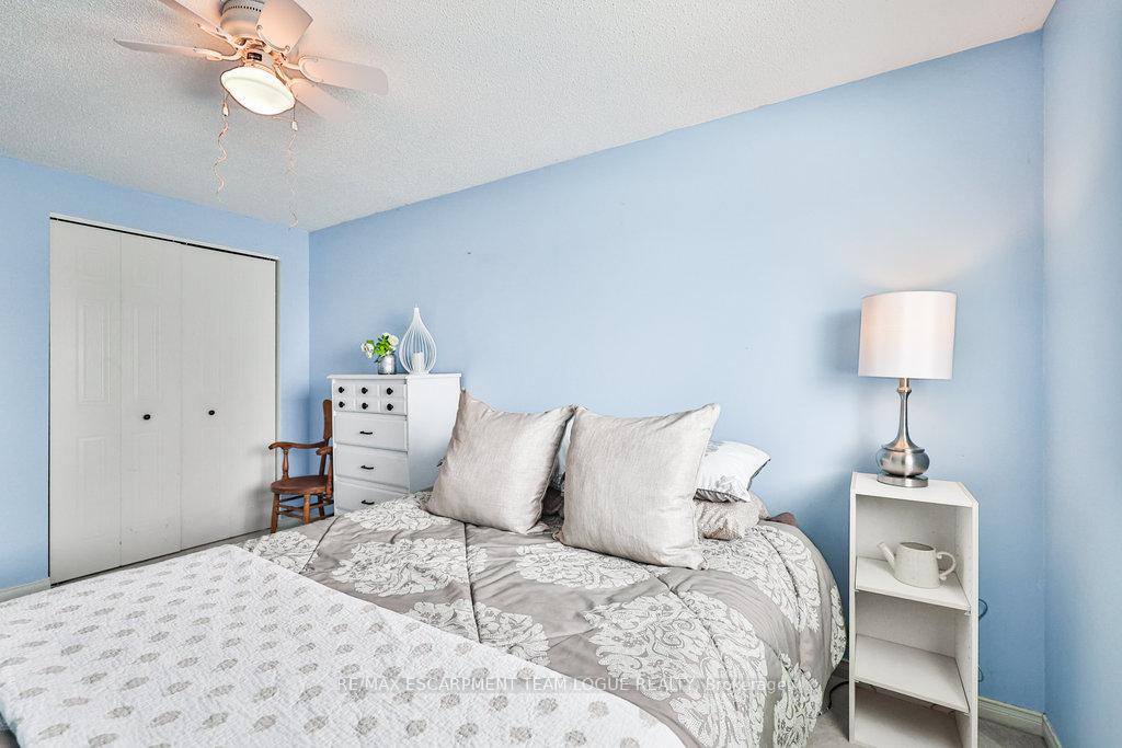 Photo 26 of 12 King William Court, Cambridge, Hespeler Village — HOMEH