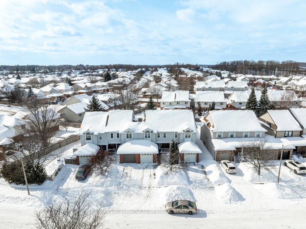 Photo 39 of 12 King William Court, Cambridge, Hespeler Village — HOMEH