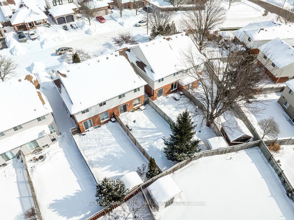 Photo 42 of 12 King William Court, Cambridge, Hespeler Village — HOMEH