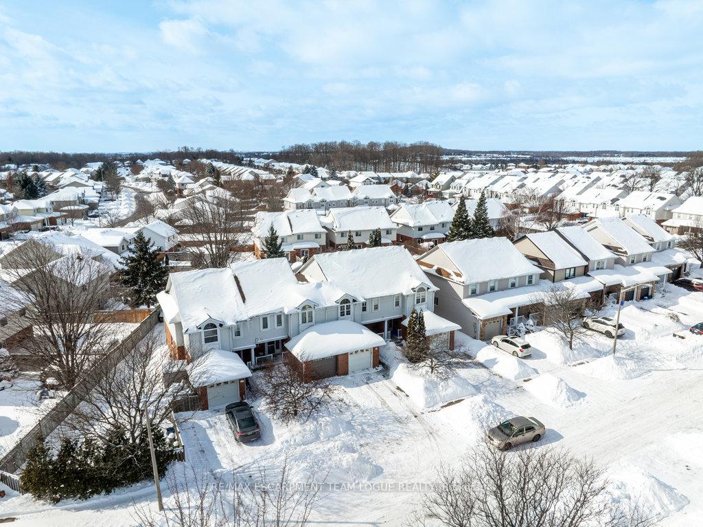 Photo 44 of 12 King William Court, Cambridge, Hespeler Village — HOMEH