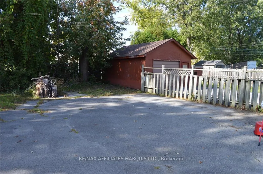 Photo 13 of 46 Lefebvre Avenue, Cornwall — HOMEH