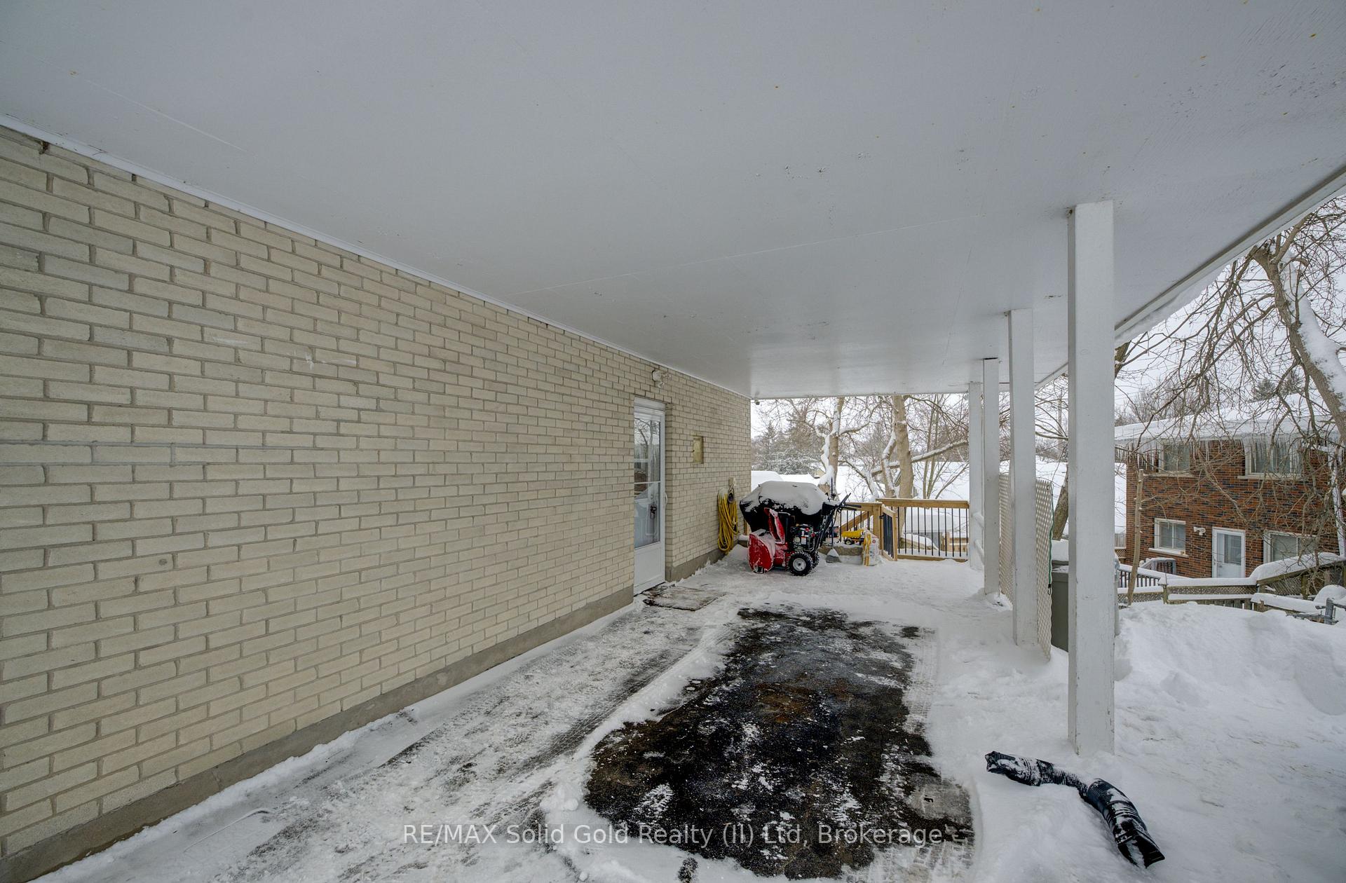 Photo 4 of 125 Rife Avenue, Cambridge — HOMEH