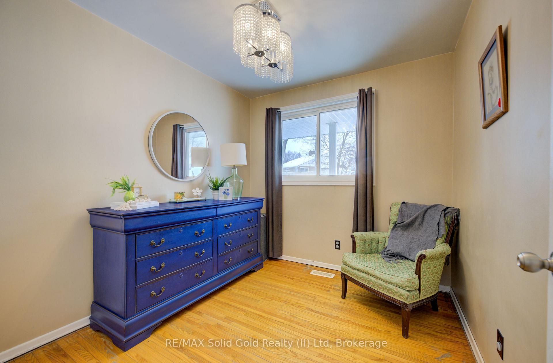 Photo 17 of 125 Rife Avenue, Cambridge — HOMEH