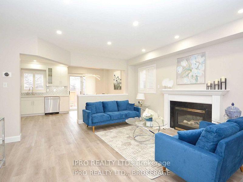 Photo 6 of 2024 Blue Jay Boulevard, Oakville, West Oak Trails — HOMEH