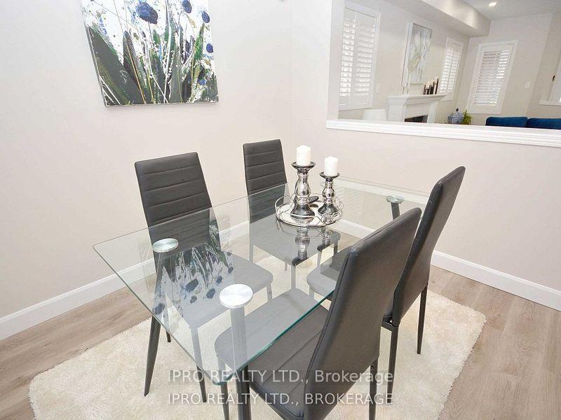 Photo 16 of 2024 Blue Jay Boulevard, Oakville, West Oak Trails — HOMEH