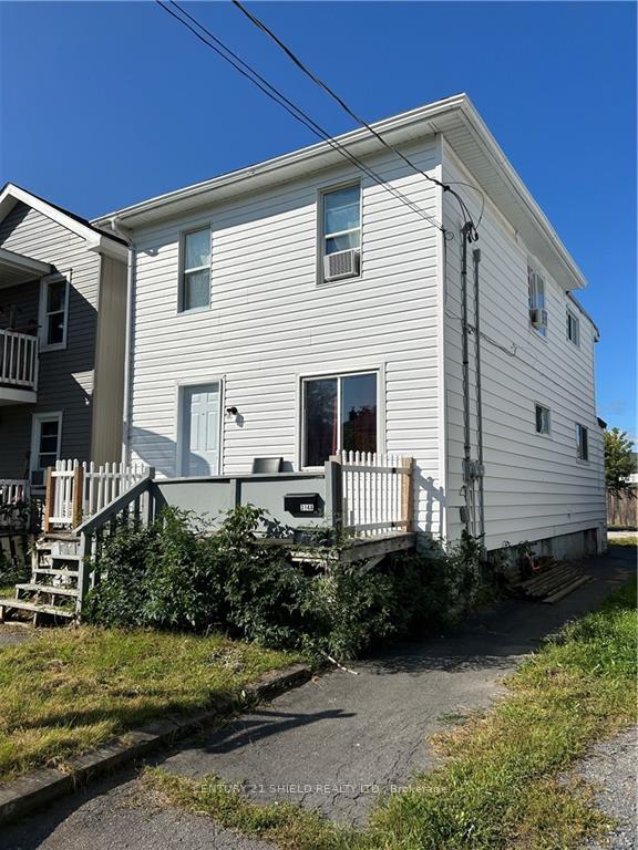 Front of 314 Guy Street
