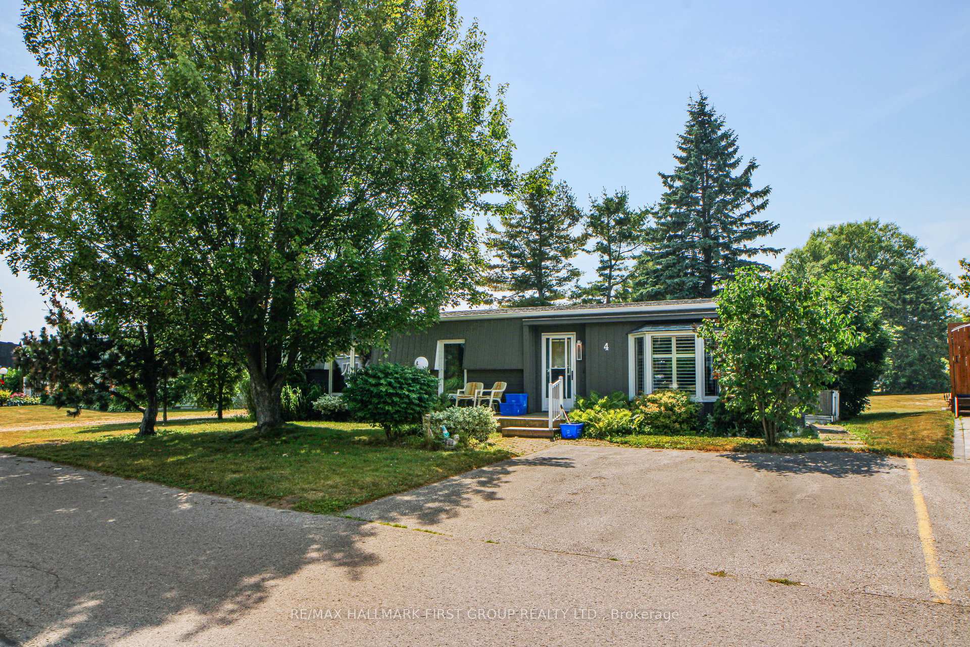 Front of 4 Kawartha Road