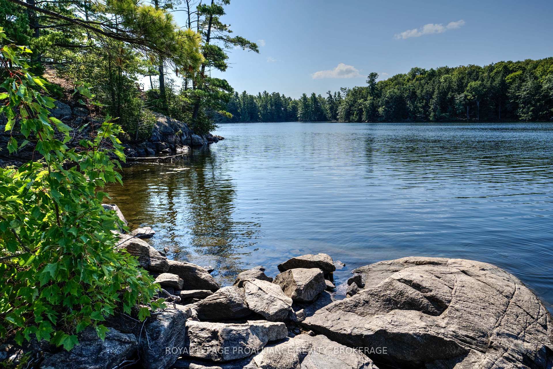 Photo 8 of 1 & 2 Birch Island, Frontenac, Frontenac South — HOMEH
