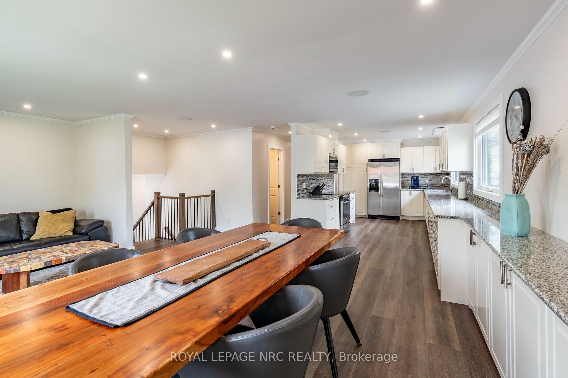 Photo 8 of 7 Fairmeadow Drive, Guelph, Willow West/Sugarbush/West Acres — HOMEH