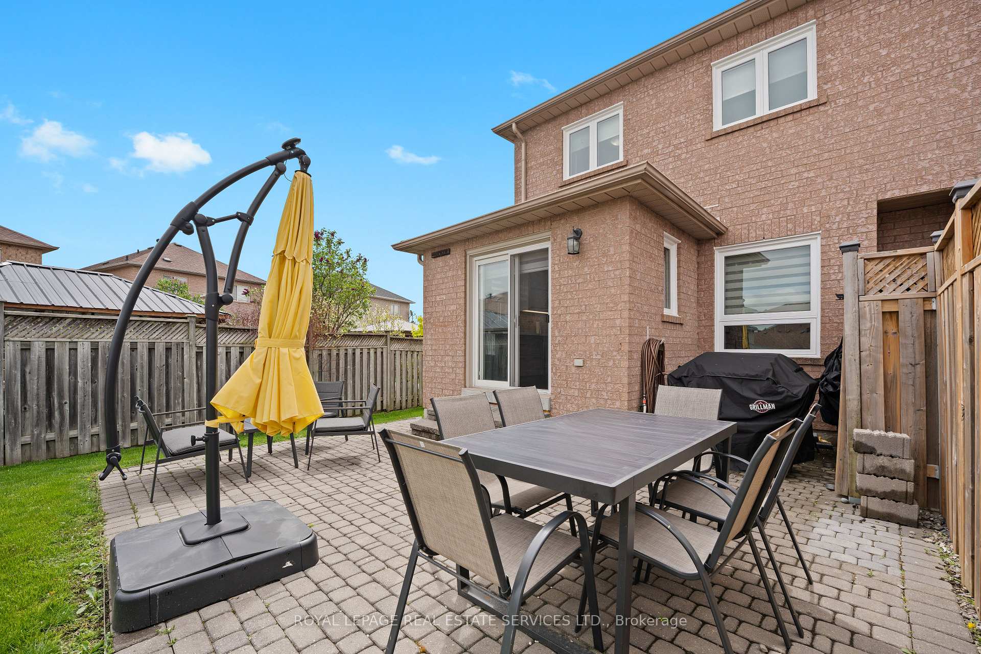 Photo 5 of 51 Waterbury Street, Caledon, Bolton East — HOMEH