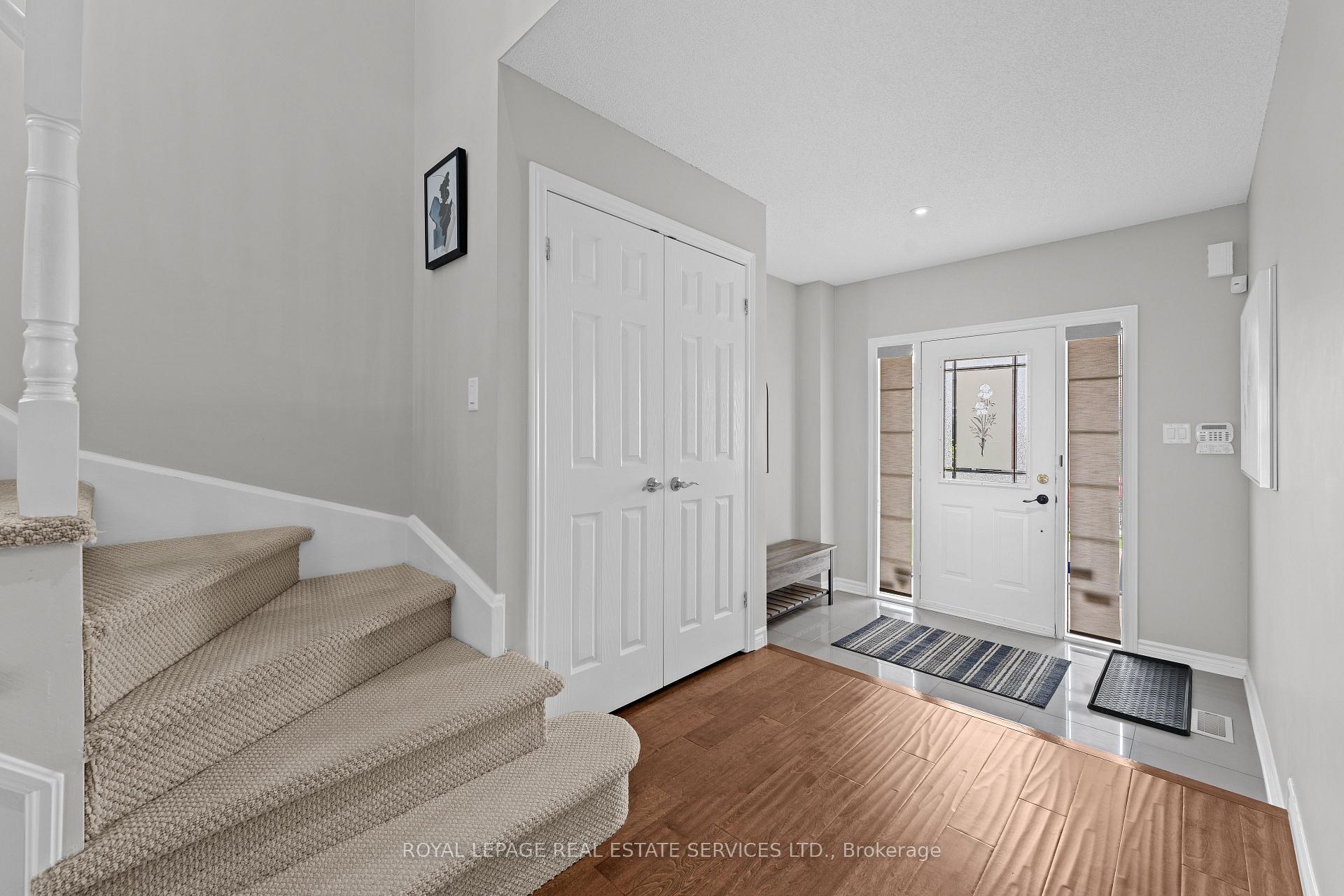 Photo 15 of 51 Waterbury Street, Caledon, Bolton East — HOMEH