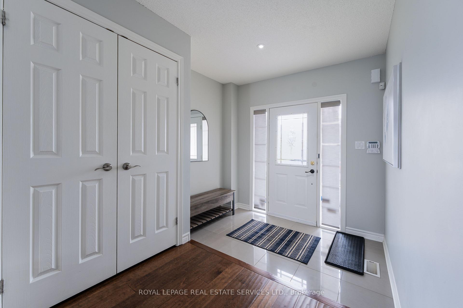 Photo 16 of 51 Waterbury Street, Caledon, Bolton East — HOMEH