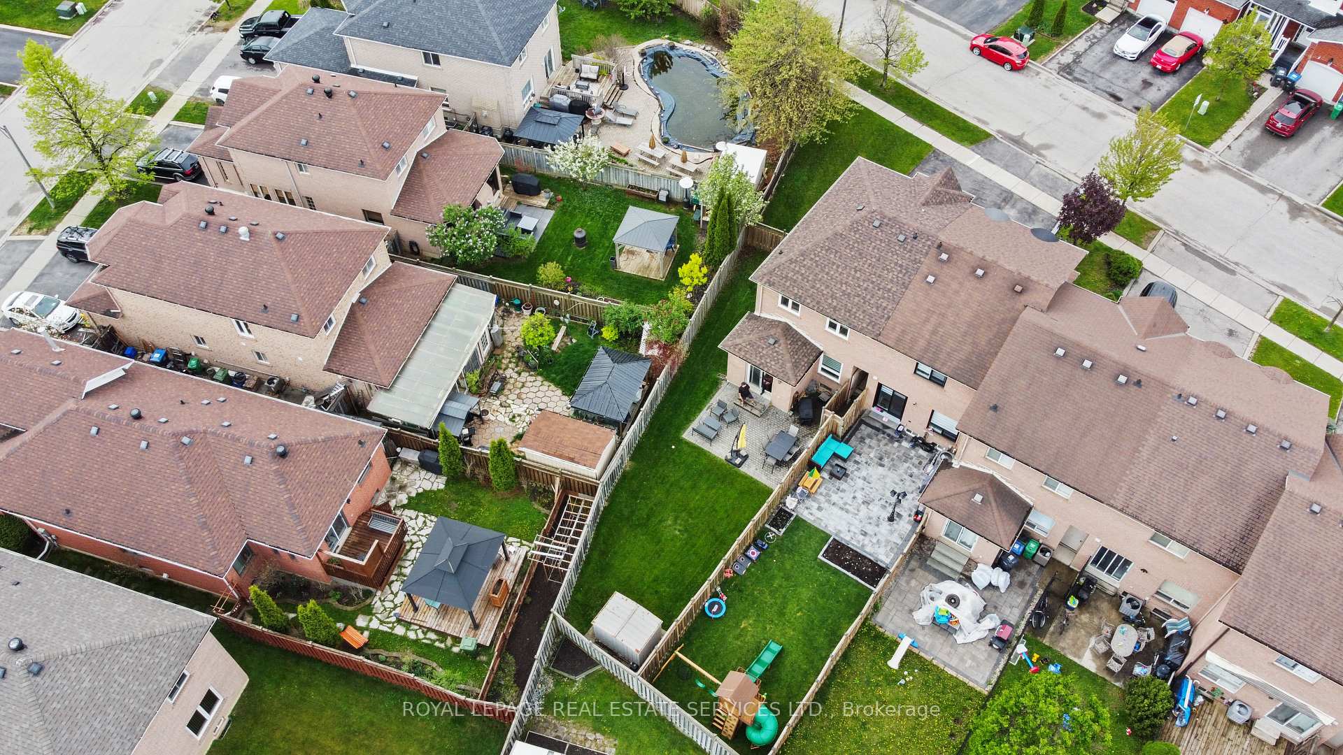 Photo 27 of 51 Waterbury Street, Caledon, Bolton East — HOMEH