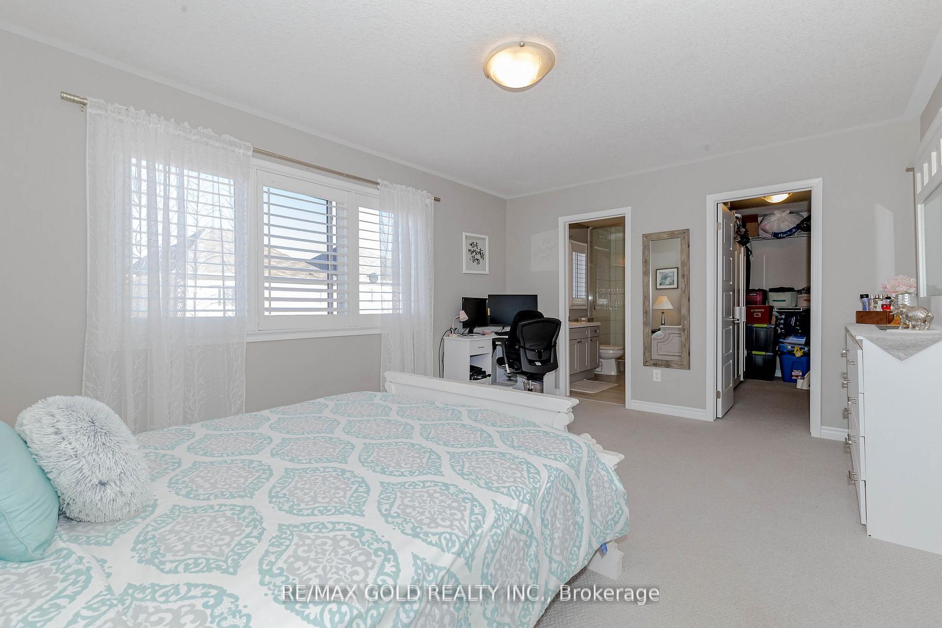 Photo 24 of 64 Wannamaker Crescent, Cambridge, Hagey — HOMEH