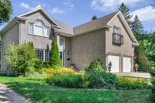 Photo 2 of 51 Orchard Drive, Hamilton, Ancaster — HOMEH