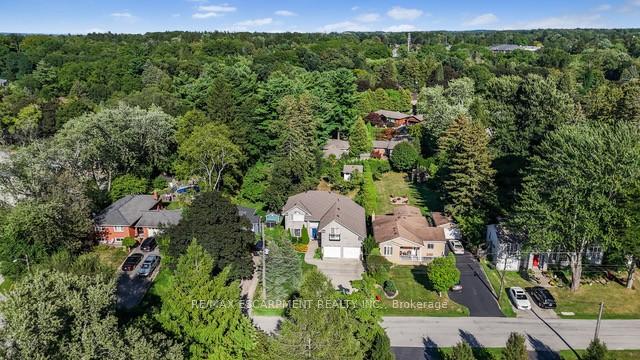 Photo 7 of 51 Orchard Drive, Hamilton, Ancaster — HOMEH