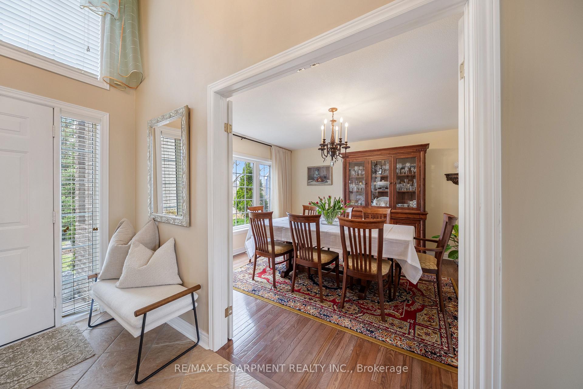 Photo 20 of 51 Orchard Drive, Hamilton, Ancaster — HOMEH