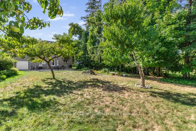 Photo 43 of 51 Orchard Drive, Hamilton, Ancaster — HOMEH