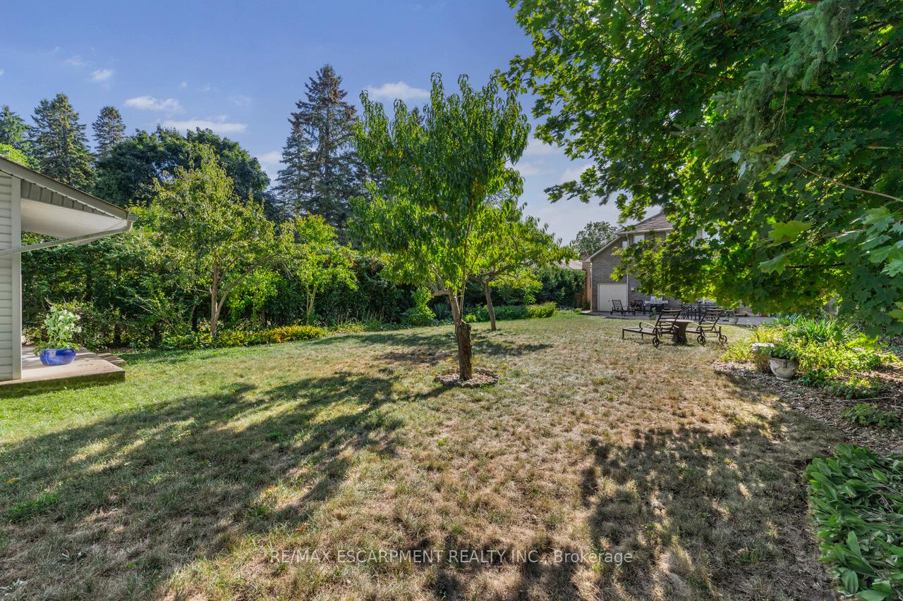 Photo 44 of 51 Orchard Drive, Hamilton, Ancaster — HOMEH