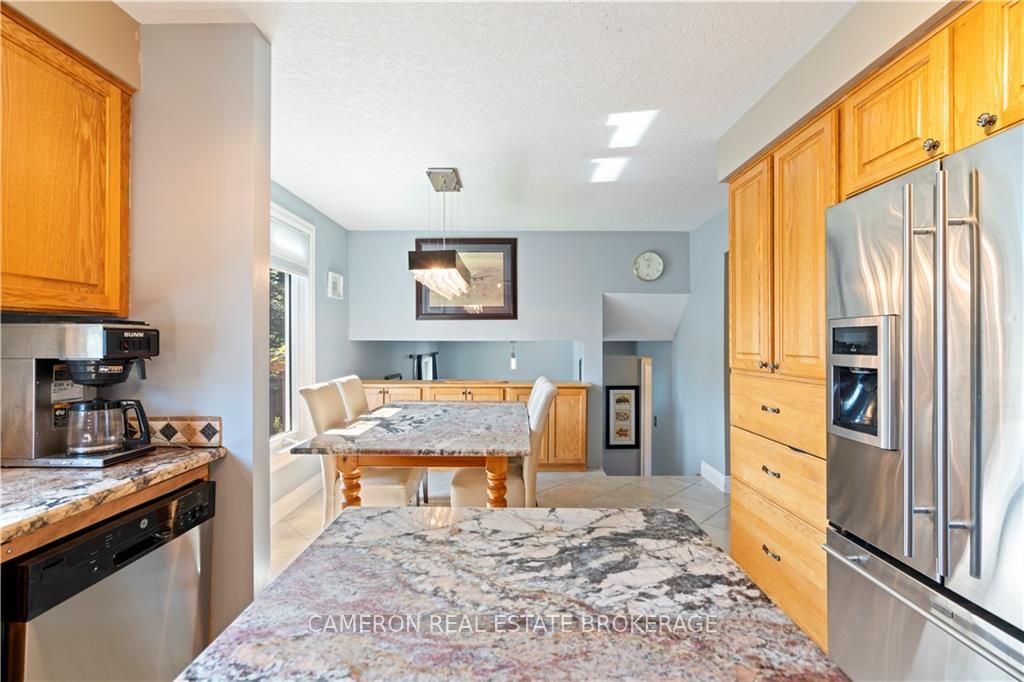 Photo 6 of 411 Meadowvale Crescent, Cornwall — HOMEH