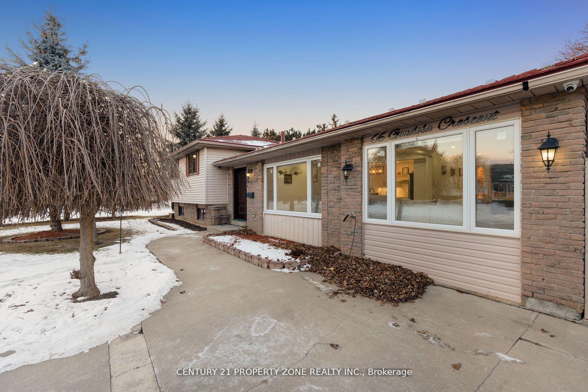 Photo 2 of 66 Gondola Crescent, Brampton, Northgate — HOMEH
