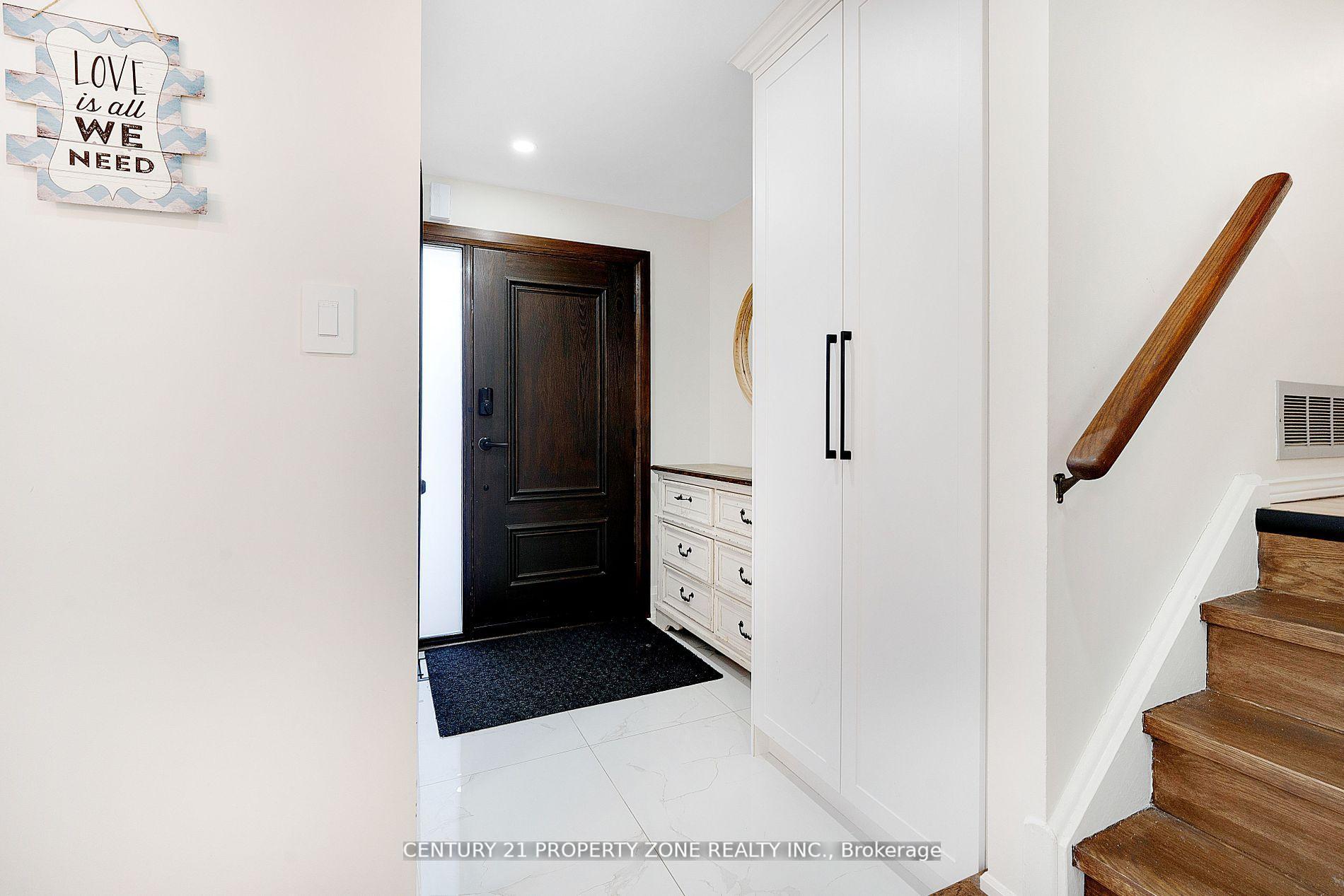Photo 6 of 66 Gondola Crescent, Brampton, Northgate — HOMEH