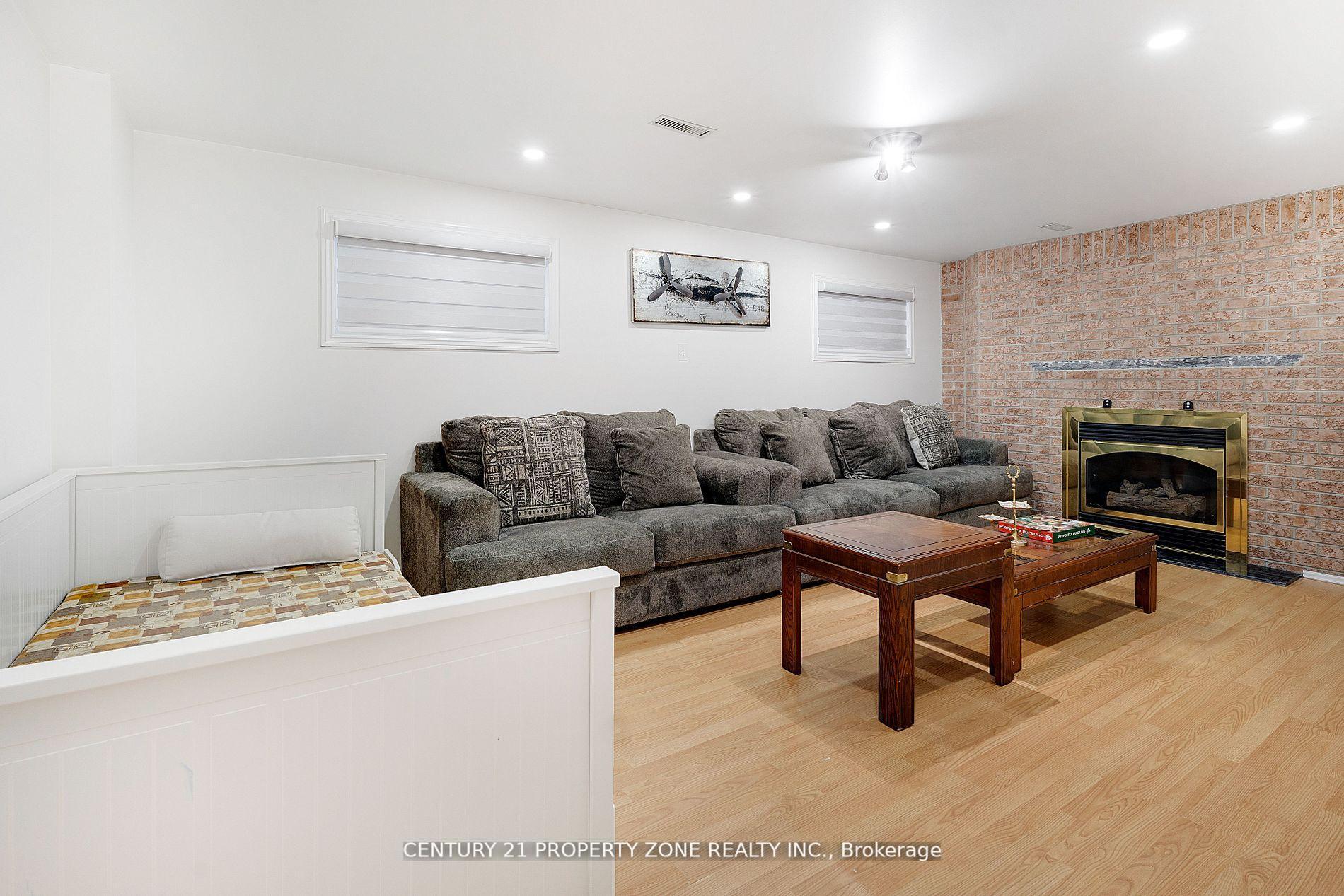 Photo 15 of 66 Gondola Crescent, Brampton, Northgate — HOMEH