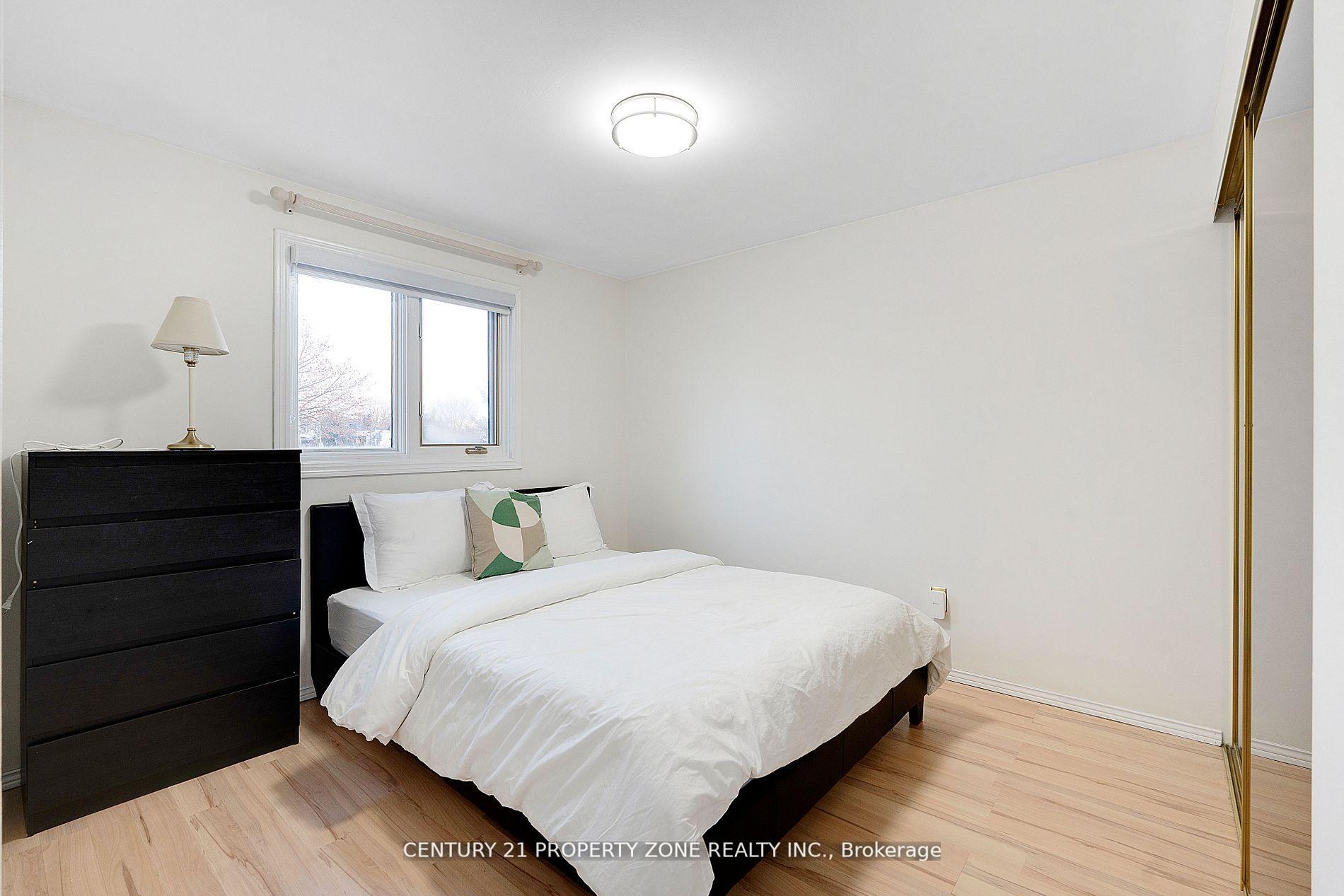 Photo 26 of 66 Gondola Crescent, Brampton, Northgate — HOMEH