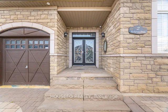 Photo 3 of 2 Richgrove Drive, Brampton, Vales of Castlemore — HOMEH