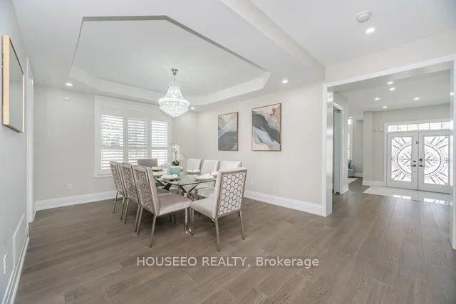 Photo 7 of 2 Richgrove Drive, Brampton, Vales of Castlemore — HOMEH