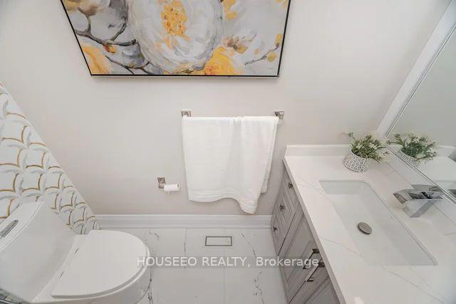 Photo 16 of 2 Richgrove Drive, Brampton, Vales of Castlemore — HOMEH