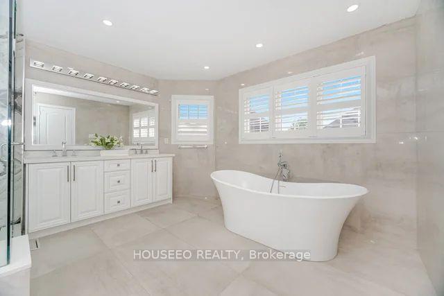 Photo 24 of 2 Richgrove Drive, Brampton, Vales of Castlemore — HOMEH
