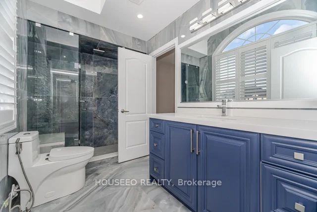 Photo 30 of 2 Richgrove Drive, Brampton, Vales of Castlemore — HOMEH