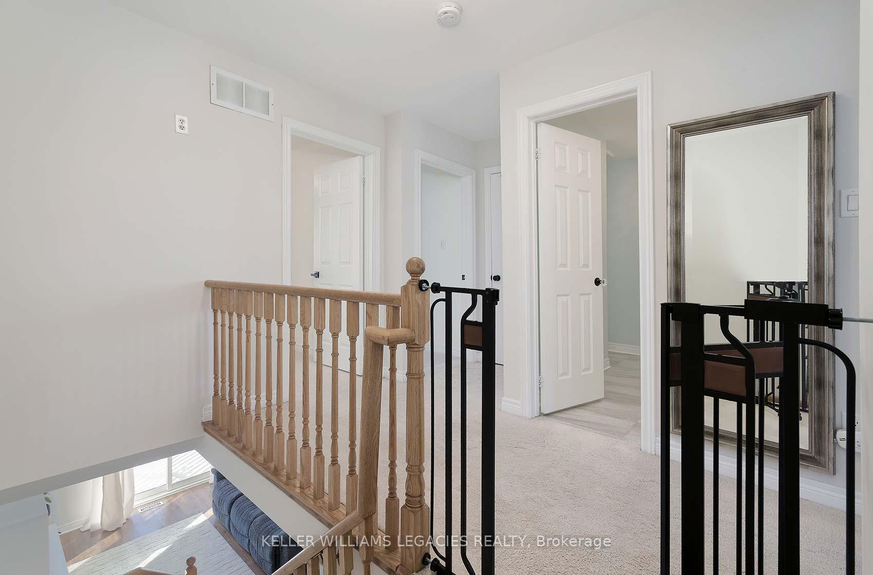 Photo 18 of 45 Lancaster Court, Georgina, Keswick South — HOMEH