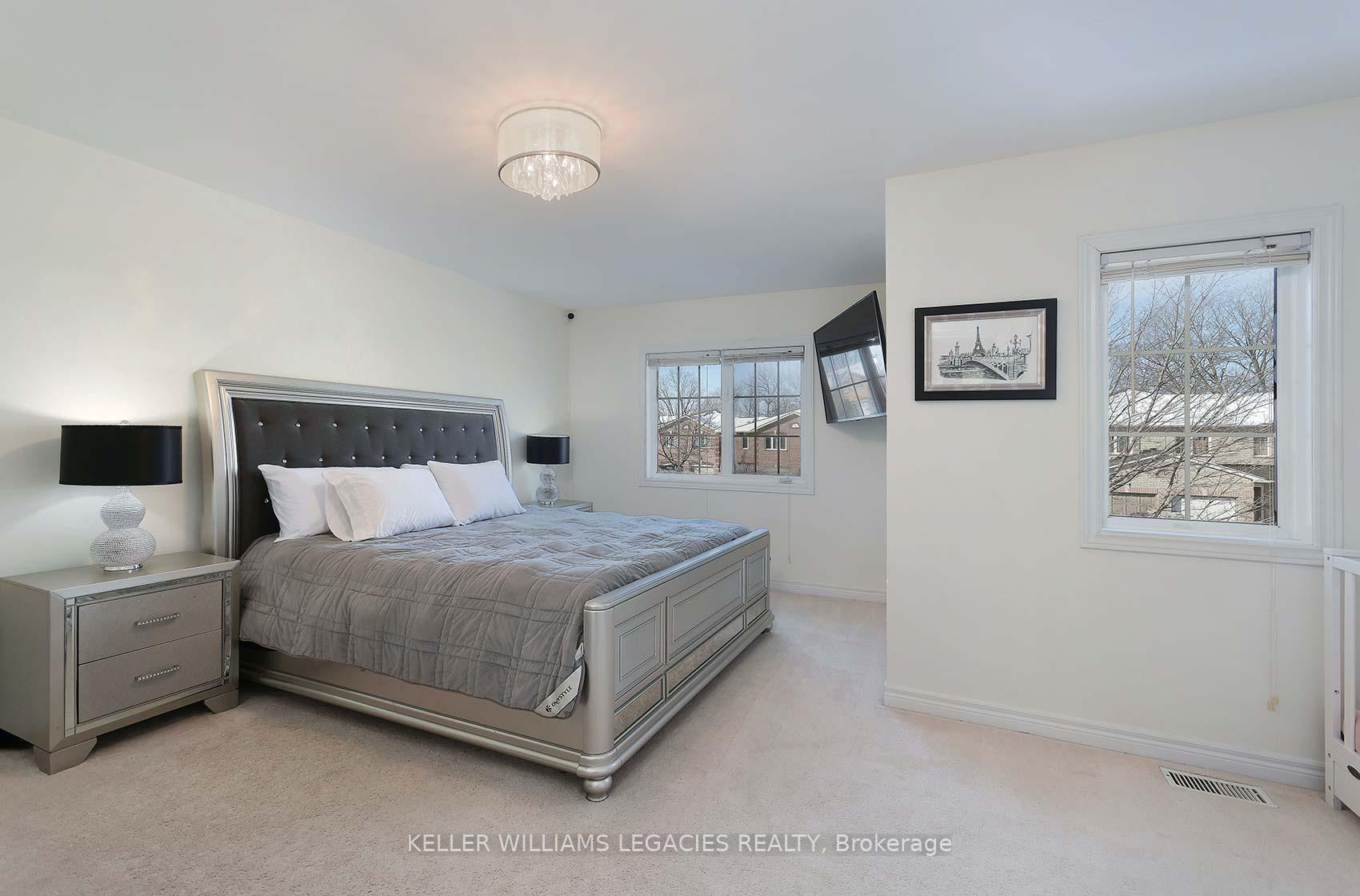 Photo 19 of 45 Lancaster Court, Georgina, Keswick South — HOMEH