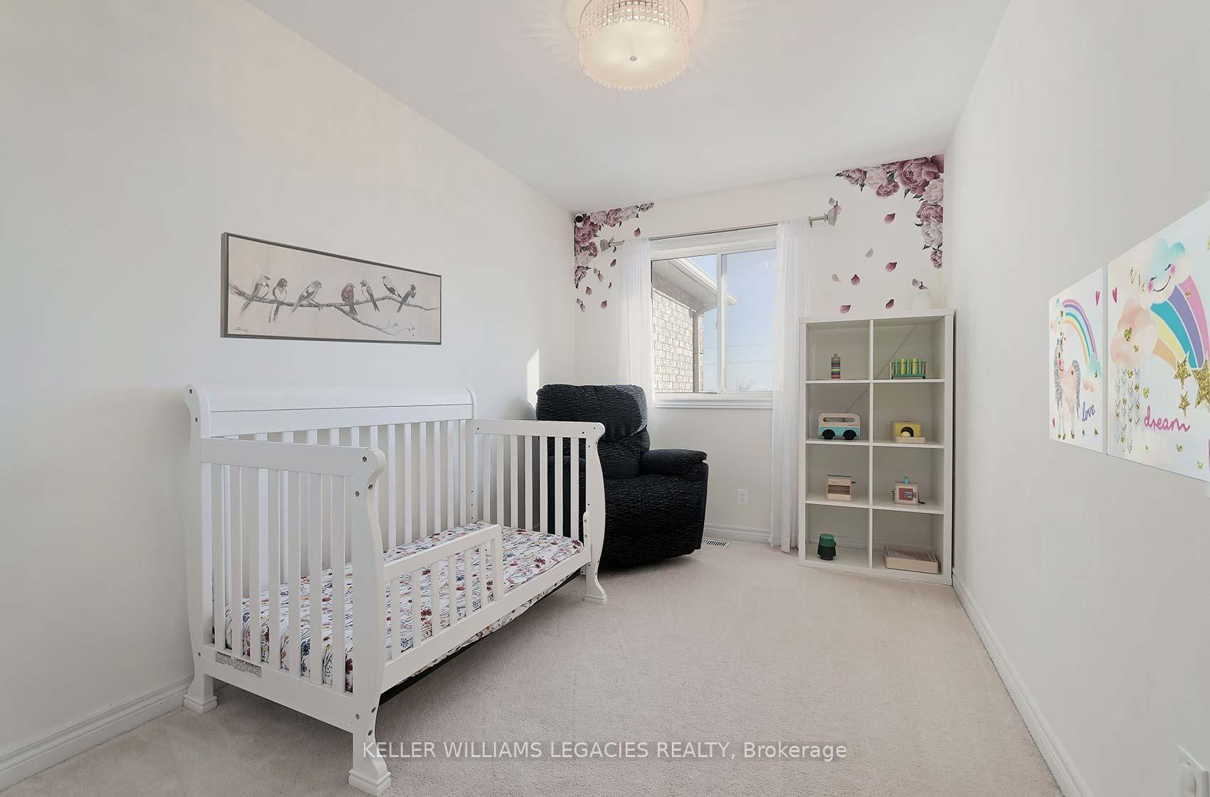 Photo 22 of 45 Lancaster Court, Georgina, Keswick South — HOMEH