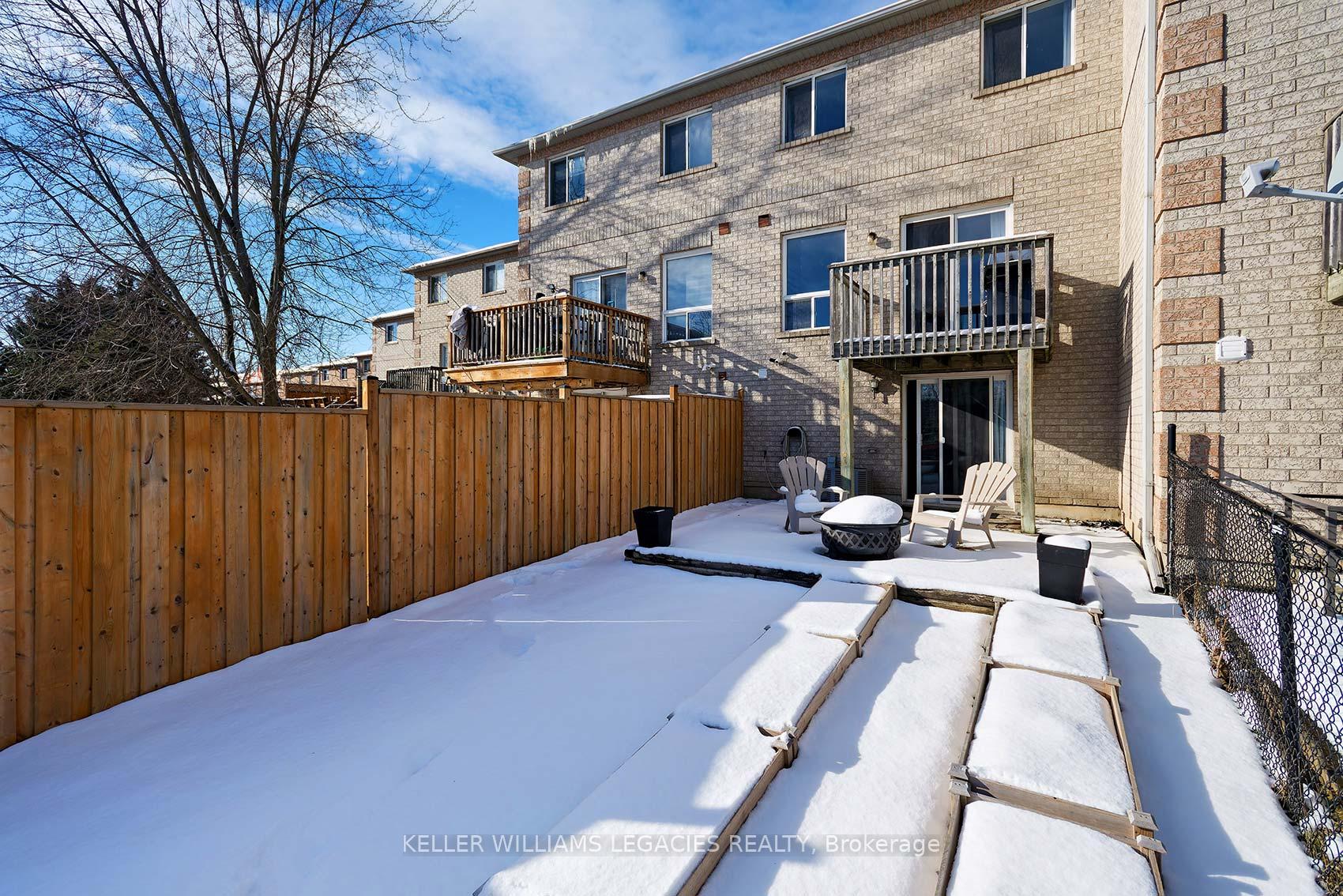 Photo 40 of 45 Lancaster Court, Georgina, Keswick South — HOMEH
