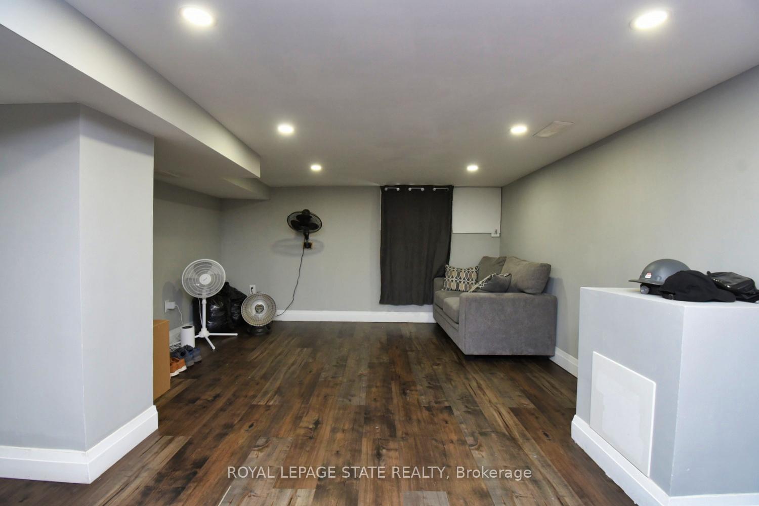 Photo 23 of 339 Melvin Avenue, Hamilton, McQuesten — HOMEH