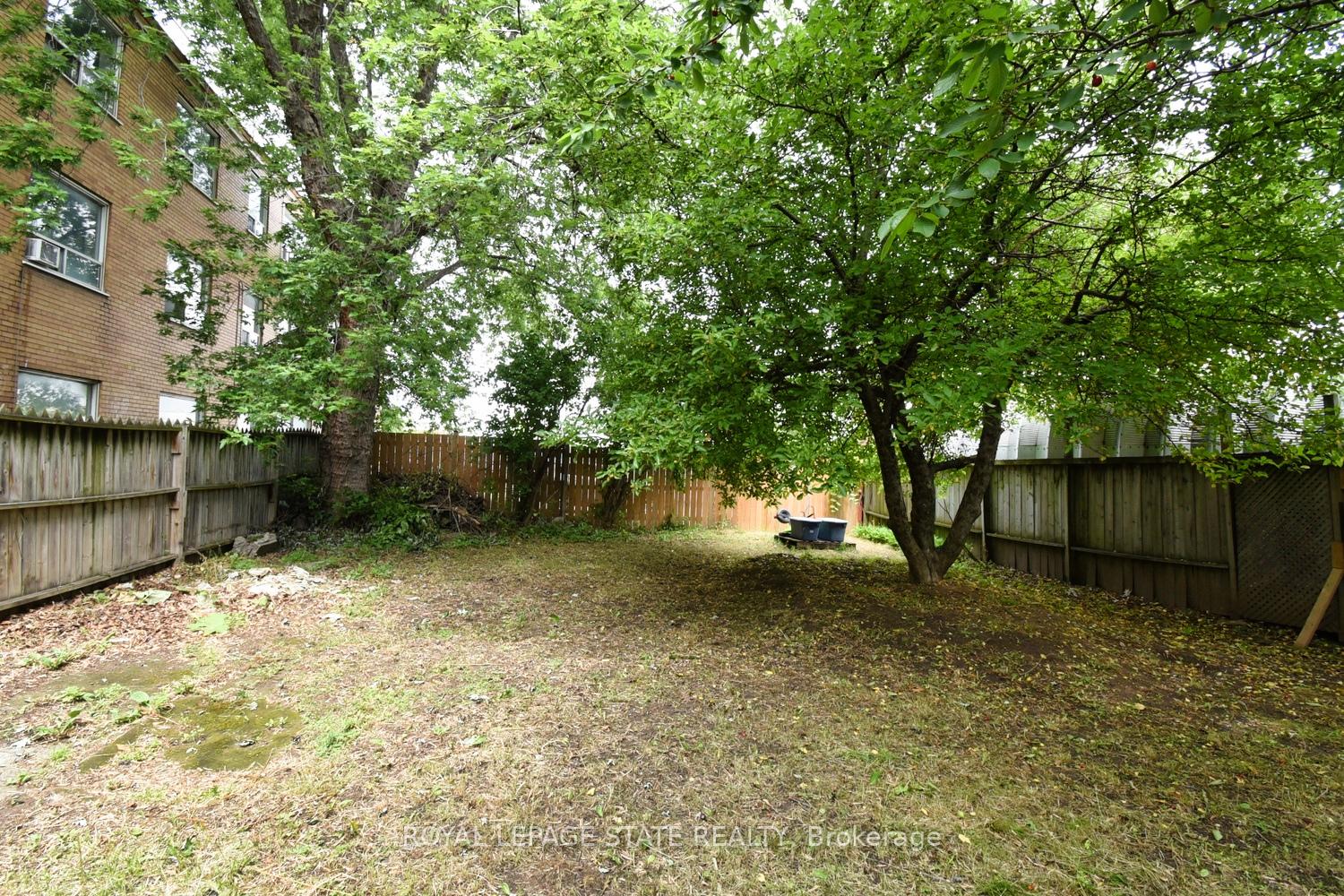 Photo 32 of 339 Melvin Avenue, Hamilton, McQuesten — HOMEH