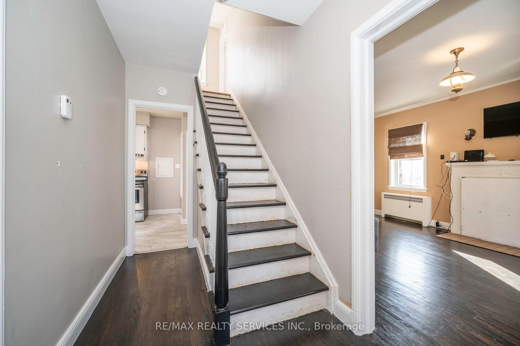 Photo 4 of 445 York Street, Cornwall — HOMEH