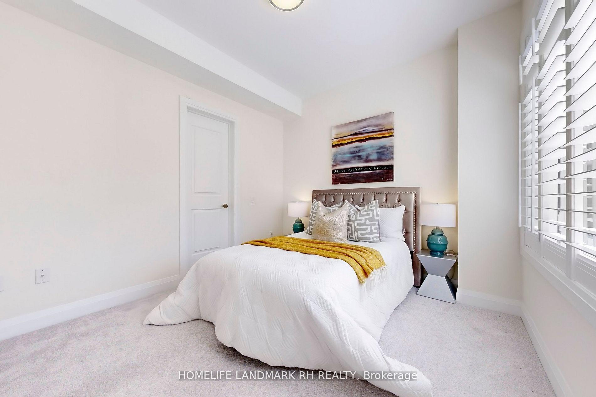 Photo 33 of 495 William Graham Drive, Aurora, Rural Aurora — HOMEH
