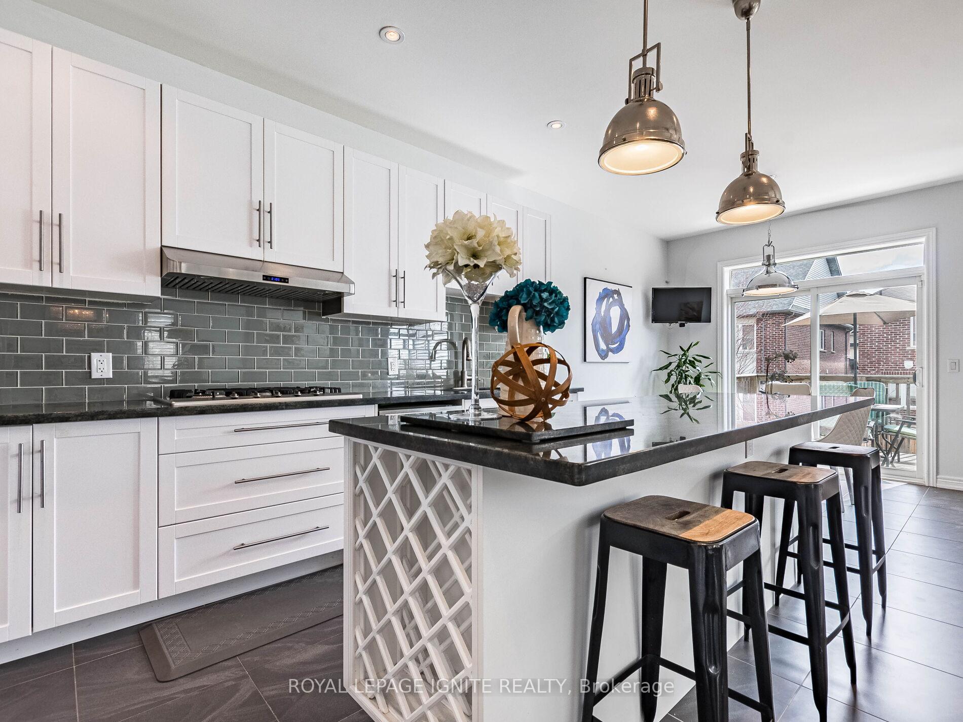 Photo 18 of 30 McEchearn Crescent, Caledon, Rural Caledon — HOMEH
