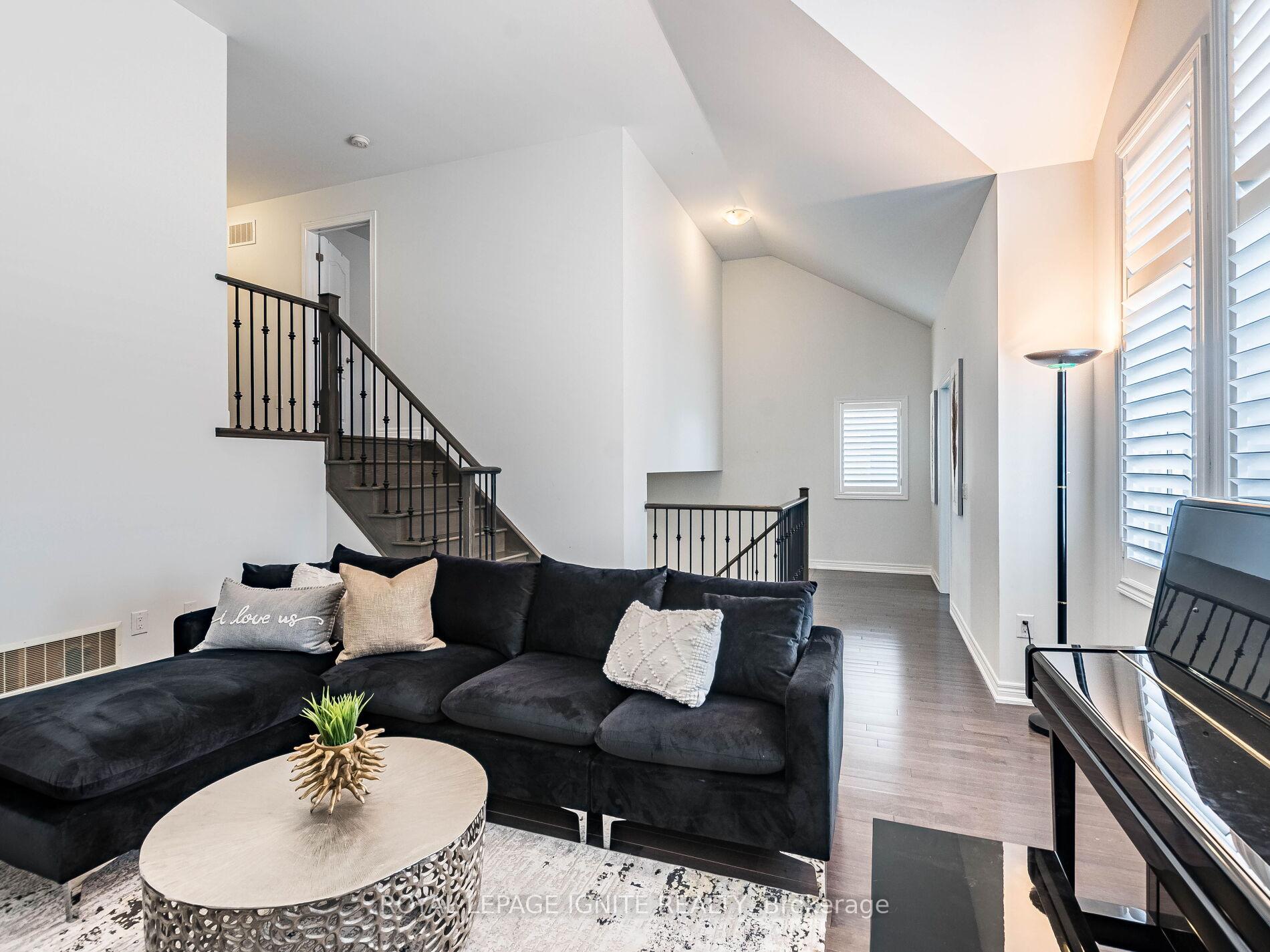Photo 23 of 30 McEchearn Crescent, Caledon, Rural Caledon — HOMEH