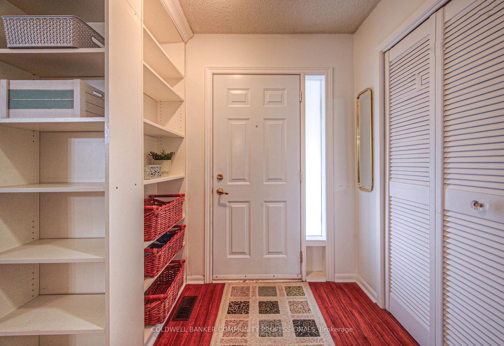 Photo 6 of 280 Wendover Drive, Hamilton, Fessenden — HOMEH